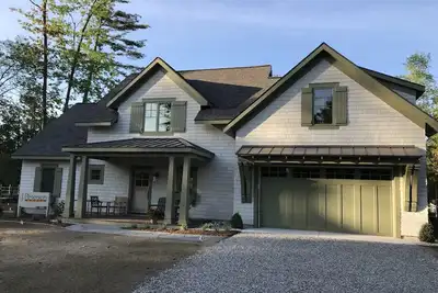 Image de Nouvelle maison sur la rivière Leland