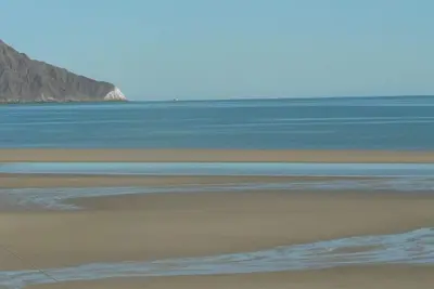 Image de Nouveau Beach Front Home