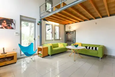 Image de Green Bay Villa avec piscine par Jj Hospitality