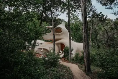 Image de Magical Home dans les bois juste à l'extérieur d'Austin | Doit Check Out