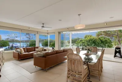 Image de Appartement haut de gamme au bord de la rivière Noosa