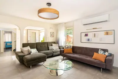 Image de Kerem Books - Concept House -