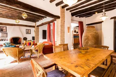 Image de Belle maison andalouse avec piscine barbecue