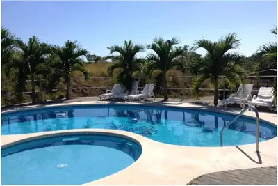 Image de Location Maison avec piscine privée pour des vacances en famille