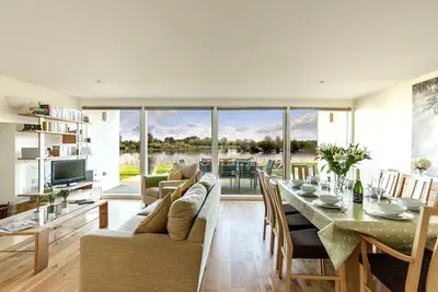 Image de 25/29 Clearwater 2 maisons au bord du lac 12 adultes / 4 enfants sur les piscines Lower Spa, spa