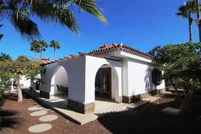 Image de Bungalow rénové avec terrasse dans un magnifique complexe de Maspalomas