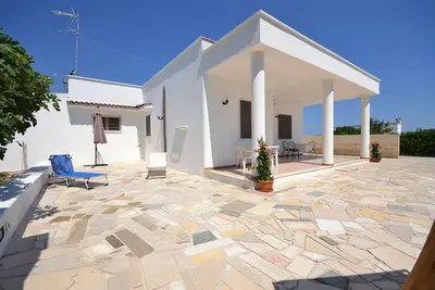 Image de Villa Avec Jardin - Cod. 10058-