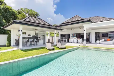 Image de Villa Koh Sirey Piscine PRIVÉE -Jardin Tropical-3 Ch 6\/7p - Pres Des Plages