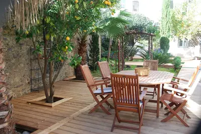Image de Splendide appartement 10-11 pers, jardin, terrasse 120m2, coeur de Collioure