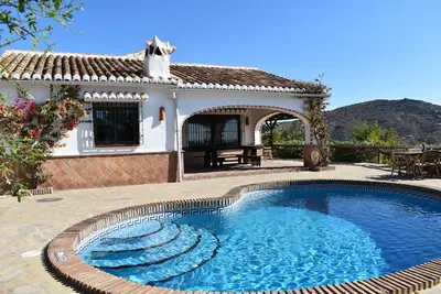 Image de Finca Higueron avec piscine privée pour 6 personnes et une vue fantastique