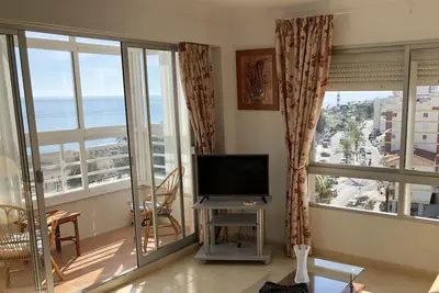 Image de Appartement en bord de mer équipé et avec d'excellentes vues sur la mer