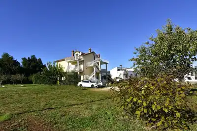 Image de Appartement pas cher à Bašanija, deux chambres, WiFi, climatisé, parking