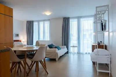 Image de Appartement T0, bâtiment Atlantic Sagres, à côté de la plage Tonel