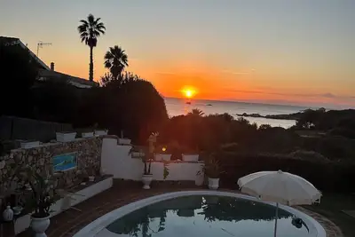 Image de Résidence avec piscine en bord de mer Cala Caterina