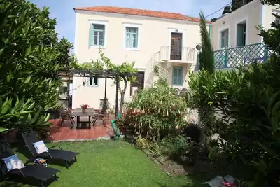 Image de Villa Jardin Tudors. rez-de-chaussée Apt, 2 ch, grande terrasse, proche plage, vieille ville