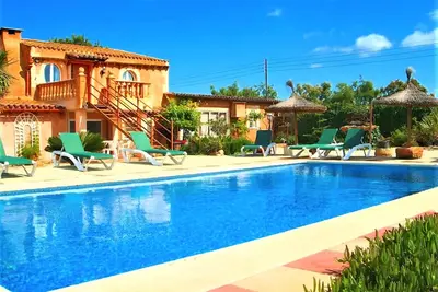 Image de Can Bril 409 finca rustique avec piscine privée, terrasse, jardin et WiFi