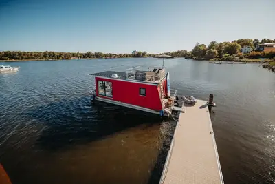 Image de Riverloft péniche Flotinghouse Enola
