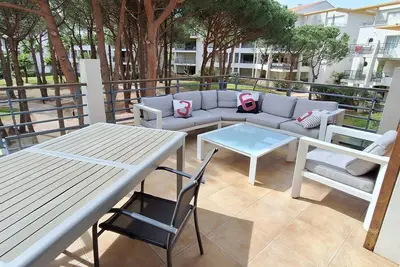 Image de Appartement T4, climatisé, wifi, 200m de la plage