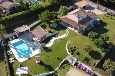 Image de Calme et nature - Maison 90 m² avec piscine proche mer et montagne