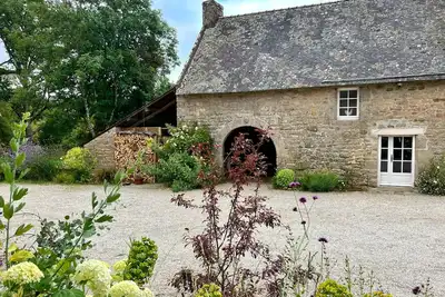 Image de Maison Dans Un Hameau Typique, RÉNOVÉE Et Proche Mer