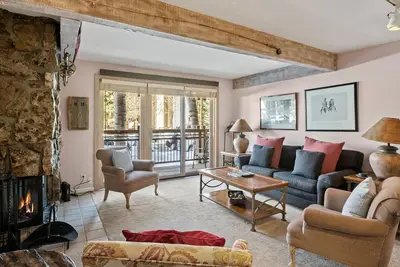 Image de Pittoresque rez de chaussée deux chambres