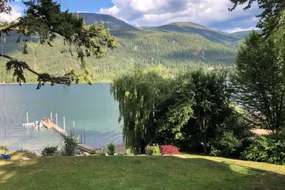 Image de Belle Suite Lakefront Minutes de la ville!
