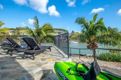 Image de Nouveau sur le marché * 15% de réduction sur les séjours maintenant-6/14 * - Devant la marina avec bain à remous privé