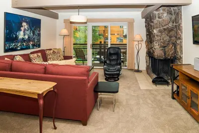 Image de Mise à jour de deux chambres au dernier étage avec vue sur la montagne