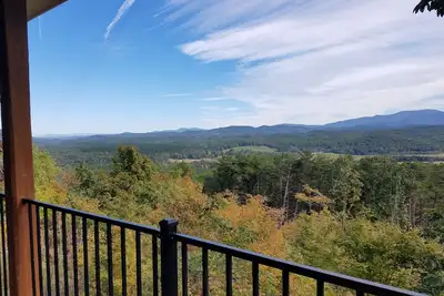 Image de Nouvelle cabine avec une vue incroyable sur la montagne