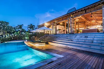 Image de Retraite de luxe, immense propriété, champs de riz Canggu