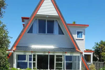 Image de Maison Triangle sur la plage de Paraparaumu