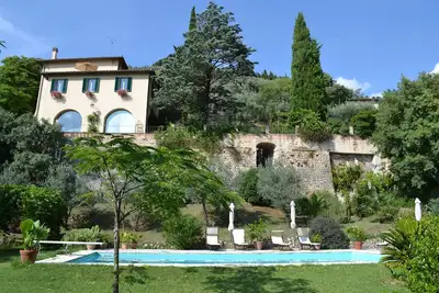 Image de Appartement (5-6 personnes) avec piscine et une courte promenade de Trevi