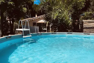 Image de Maison de charme au calme, piscine, climatisation, plage à 800m