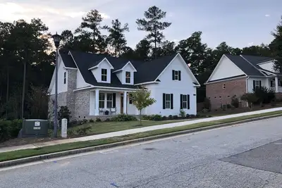 Image de Woodstone Retreat (location de maîtres, minutes du cours)