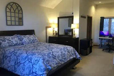 Image de Forest Home à Boone avec Internet rapide, le petit-déjeuner et une télévision