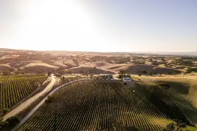 Image de Ferme à Ella's Vineyard. La retraite parfaite de la région viticole de Paso Robles.