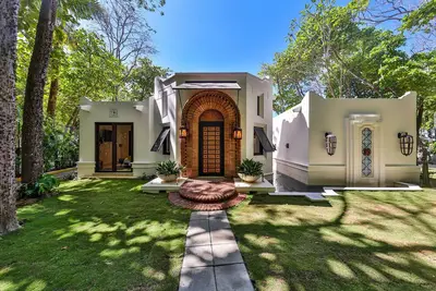 Casa Teresa Ocean Front Luxury