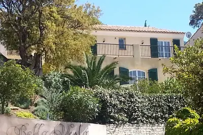 Image de A Saint Florent, villa avec vue panoramique sur le golfe et piscine privée
