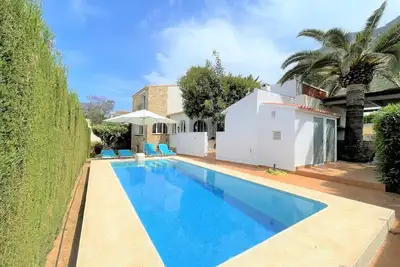 Image de T-0615, Xiprer, villa avec piscine privée