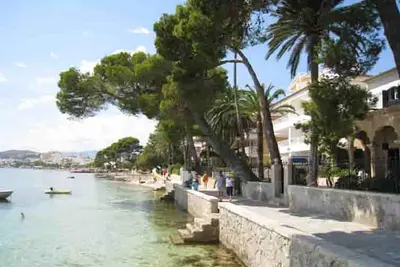 Image de Appartement En Face De La Mer, Dans Un Quartier PIÉTONS Avec Climatisation Et Wifi