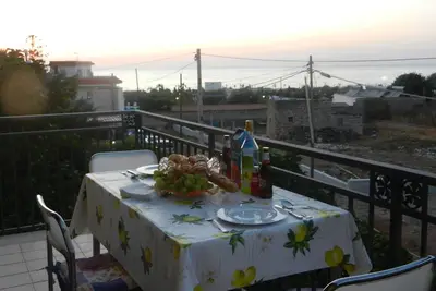 Image de Capaci - appartement avec vue sur la mer - 150m de la plage