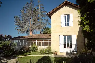 Image de Saint Emilion joli gîte Bachus dans maison typique en pierre