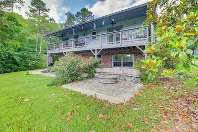 Image de Nouveau! Apt w / piscine partagée - 23 milles à LakePoint!