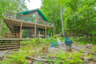Image de * Hipp's Hideaway sur Tiger Cat Cove ==> Sur le lac et sur deux hectares boisés