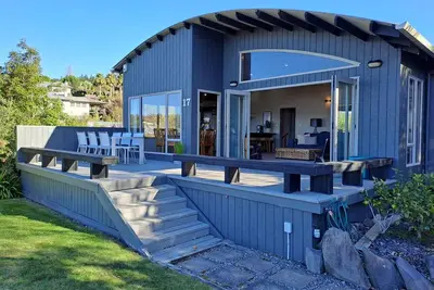 Image de Acacia Te Urunga Wonder, WiFi, Près du lac, Vue imprenable