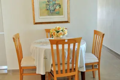Image de Magnifique appartement récemment rénové à Jérusalem à louer * Cuisine casher *