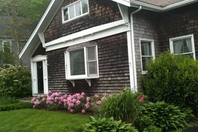Image de Grande maison gracieuse à Sandwich Village - Tarifs réduits pour juin! !
