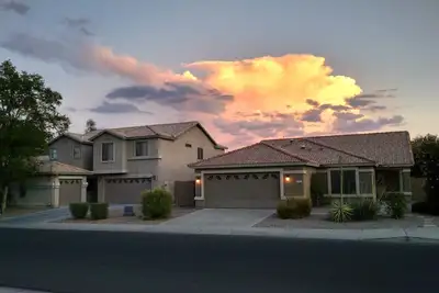 Image de Situé dans la vallée de l'Ouest, à proximité de nombreuses stations de sports