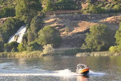 Image de Paradis des Summer Family Fun / Hiver Hunter