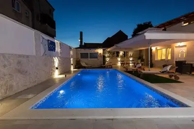 Image de Appartement de vacances Sveti Filip i Jakov pour 1 - 4 personnes avec 2 chambres Ă coucher - Apparte